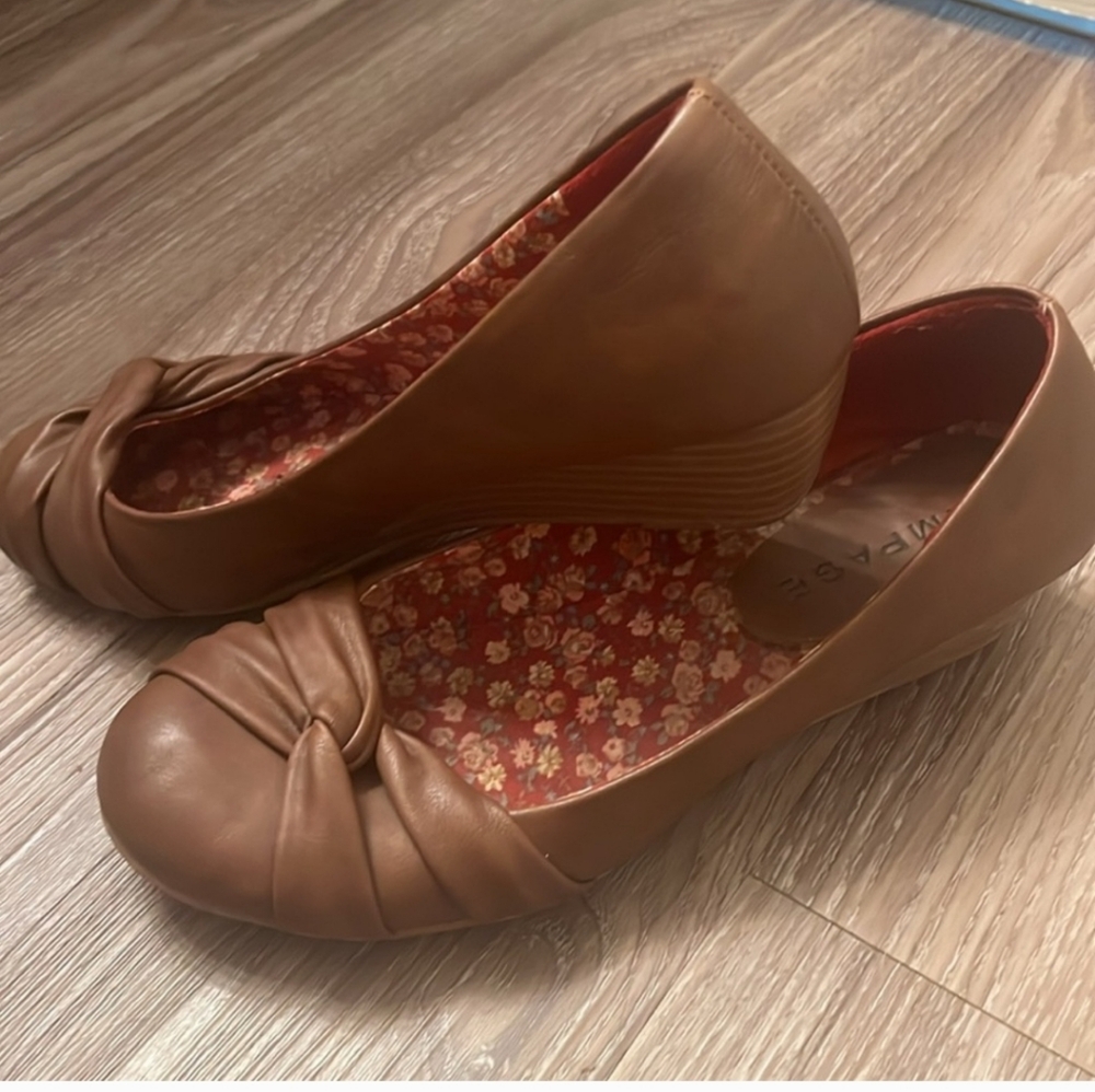 Rampage Wooden Heel Slip-Ons - Sz 8.5 - 1.5” Heel - Brown Faux Leather GUC